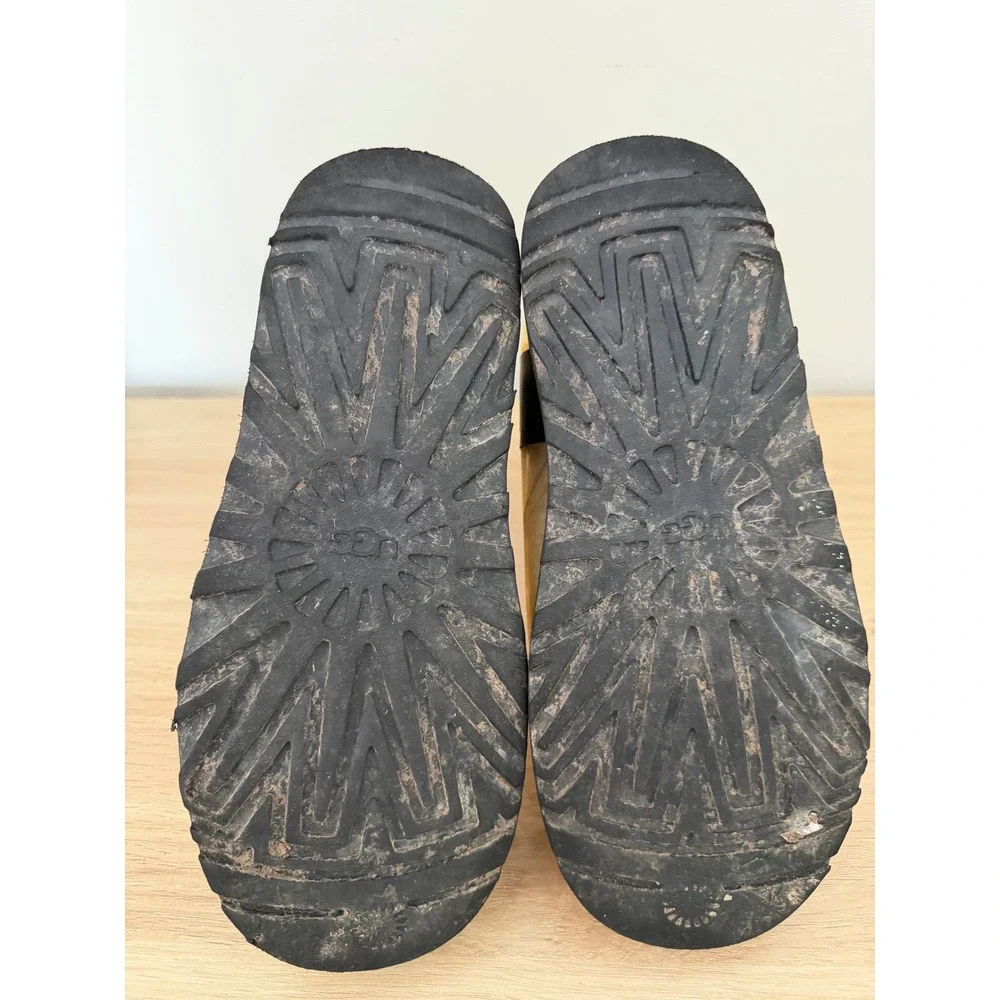 UGG Classic Clear Mini Waterproof Boots Natural Black 1113190 Womens 6